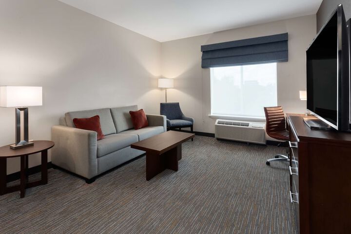 Room 18 of 29