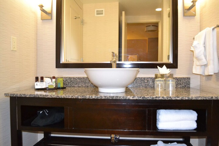 Embassy Suites Palmdale