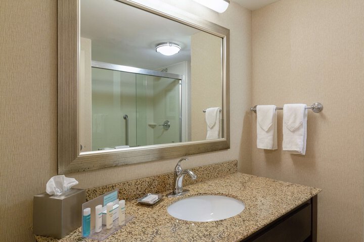 Room 18 of 26