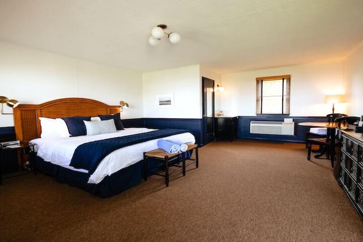 Room 50 of 114