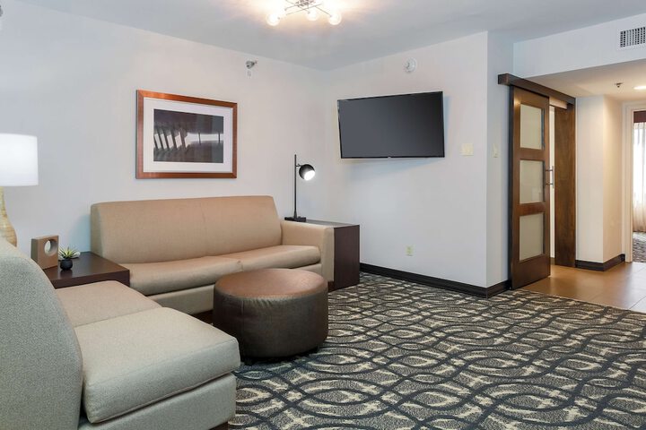 Room 19 of 45