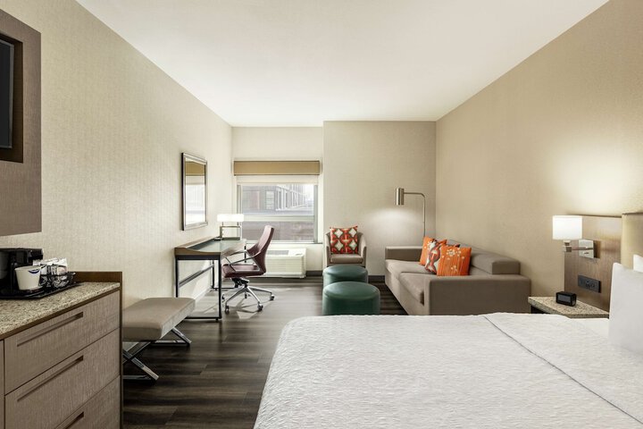 Room 90 of 129