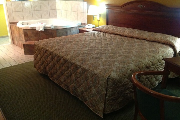 Room 32 of 36