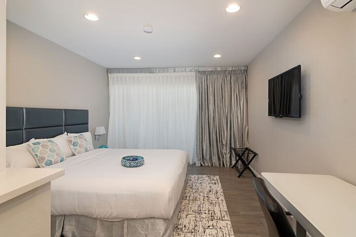 Room 29 of 42