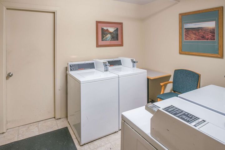 Room 30 of 49