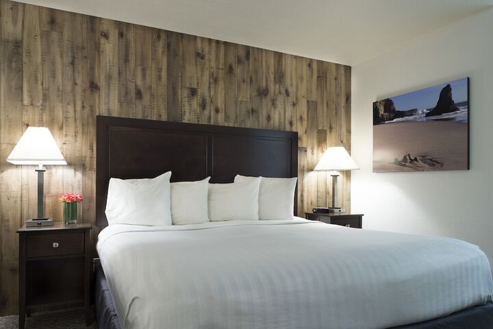 Room 42 of 65