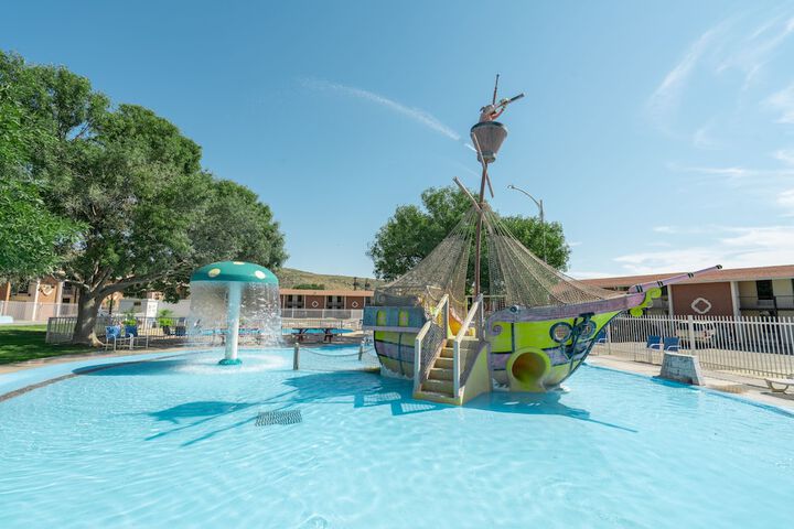 Pool 3 of 18