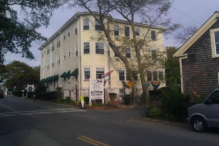 Hotel 8 of 167