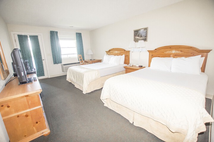Room 13 of 30