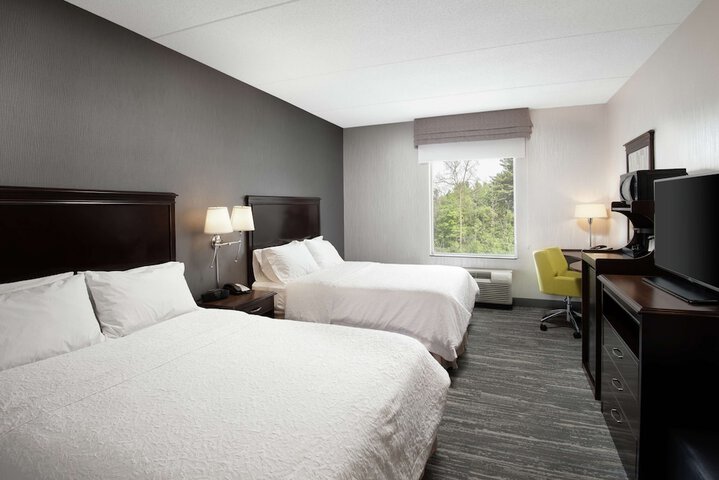 Hampton Inn & Suites Barrie