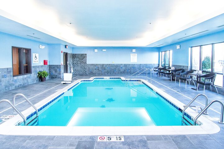 Pool 6 of 27