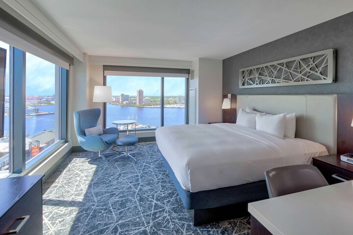 Room 56 of 108