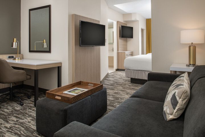 Room 20 of 28