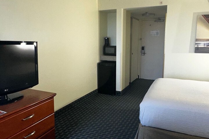 Room 20 of 61