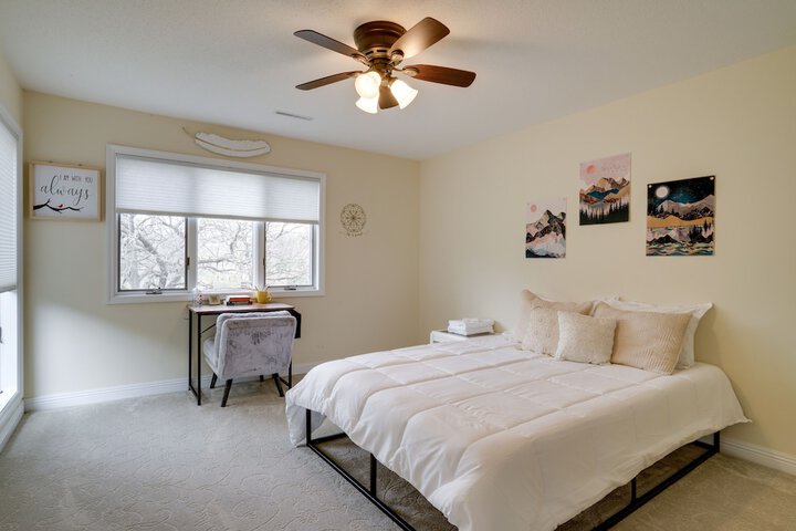 Family Minnesota Vacation Rental w / Balcony