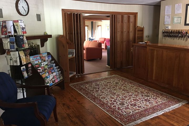 Hotel 7 of 81