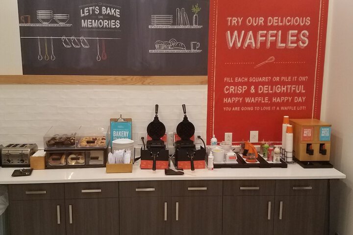 Hampton Inn & Suites Dallas-The Colony TX