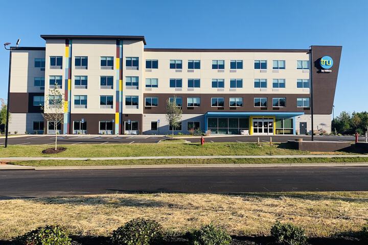 Hotel 2 of 52