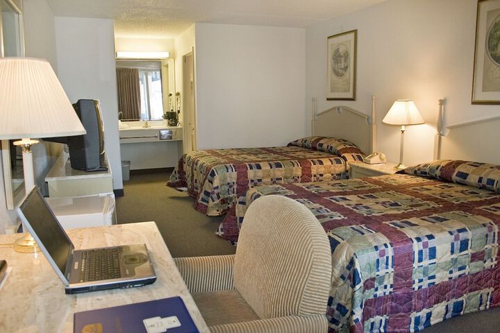 Room 35 of 41