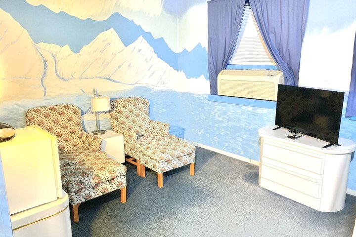 Room 308 of 334