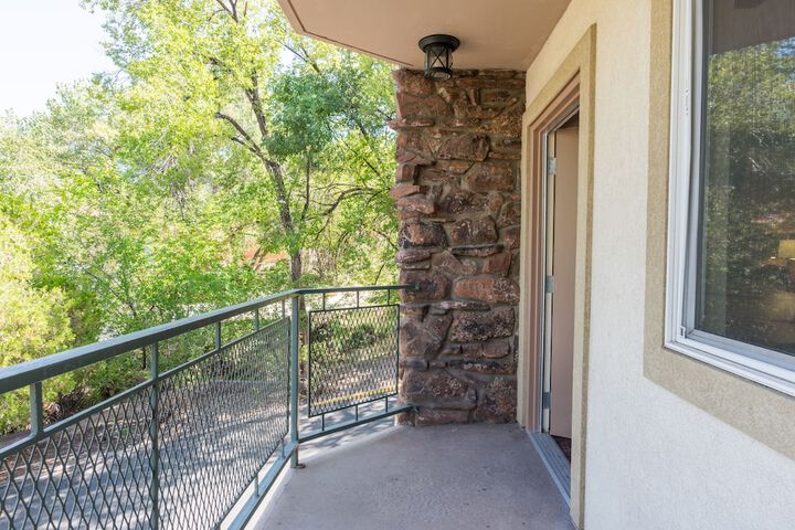 Terrace/Patio 18 of 19