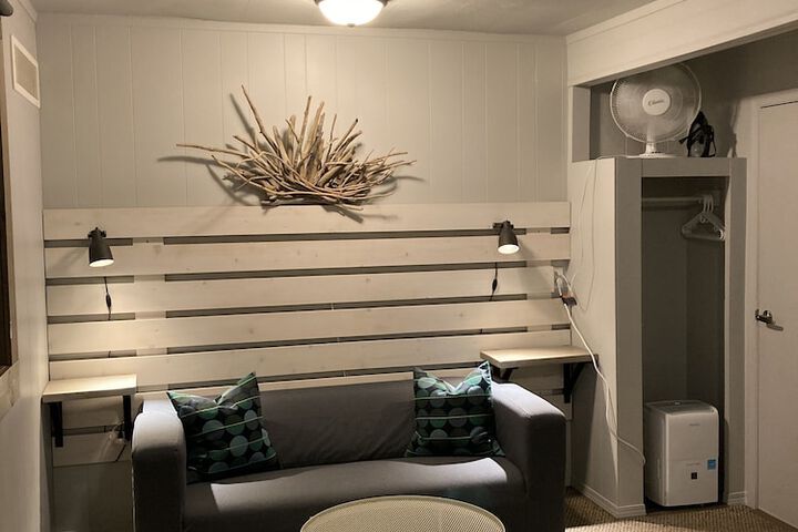 Room 19 of 60