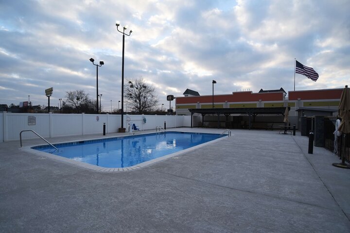 Pool 3 of 23