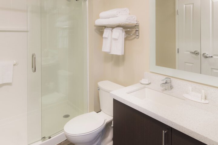 Room 15 of 24