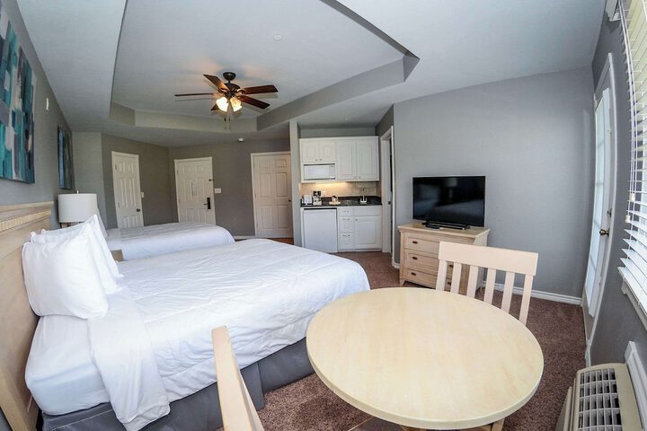 Room 50 of 125