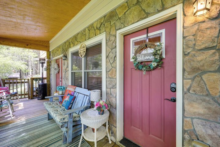 West Jefferson Vacation Rental Near River