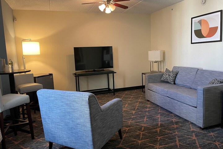 Room 34 of 116