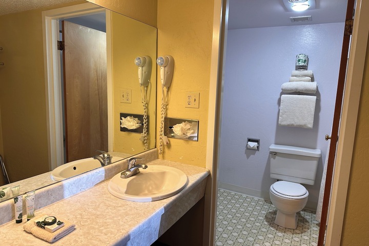 Gateway Lodge