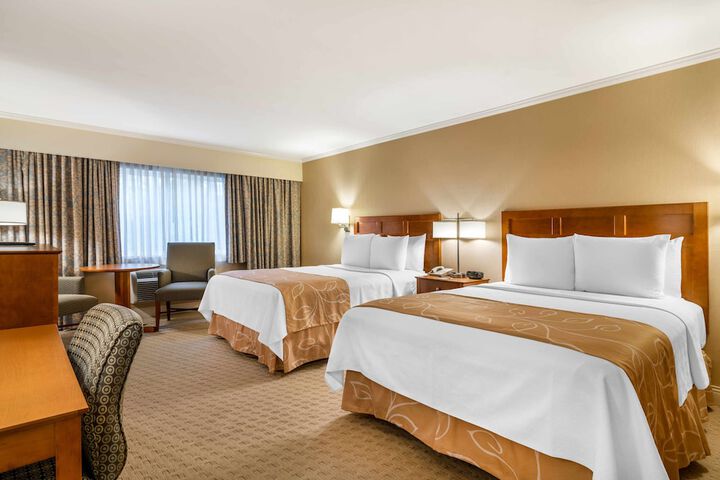 Room 40 of 71