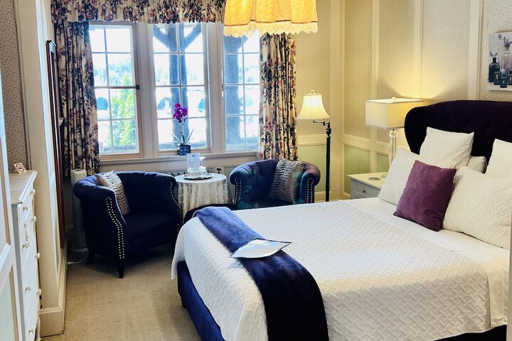 Room 11 of 68