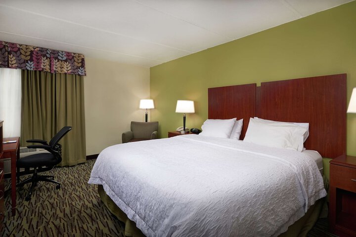 Room 9 of 23