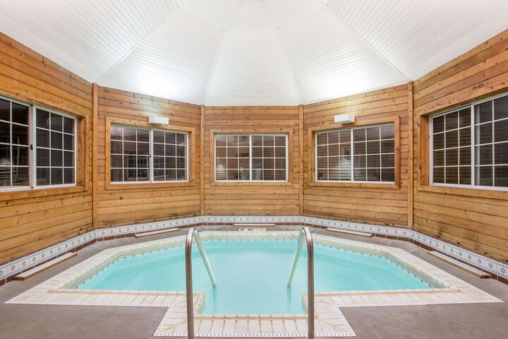 Pool 9 of 63