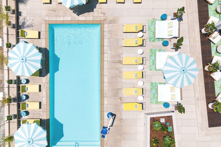 Pool 12 of 65