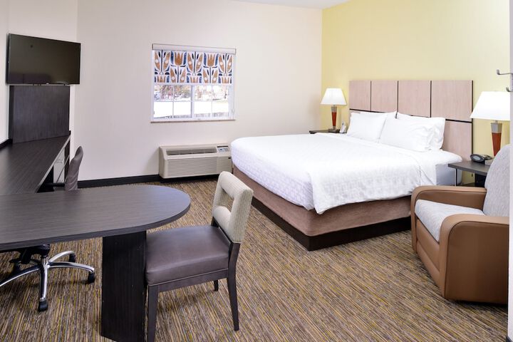 Room 40 of 49