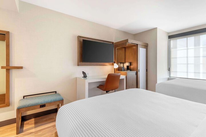 Room 21 of 79