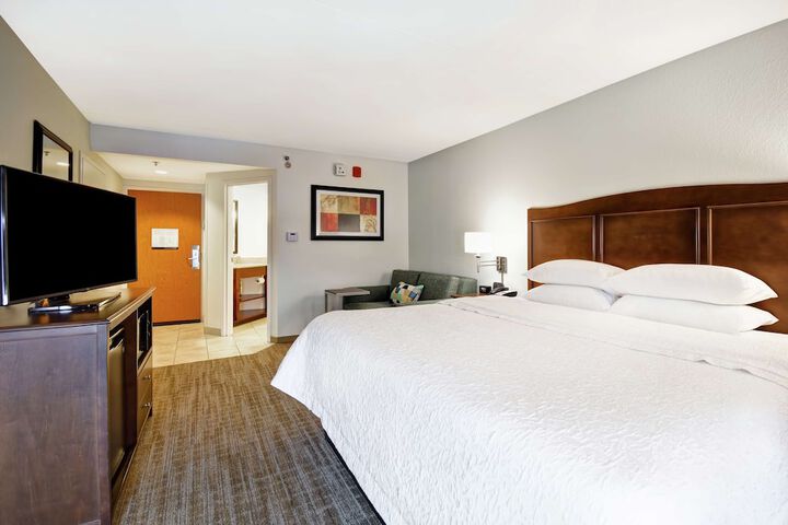 Room 32 of 56