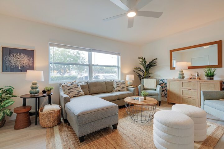 Intracoastal Getaway! North Palm Beach Apartment