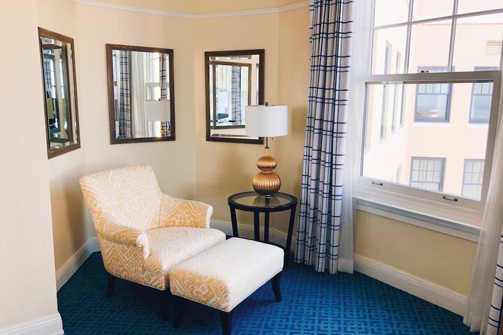 Room 55 of 83