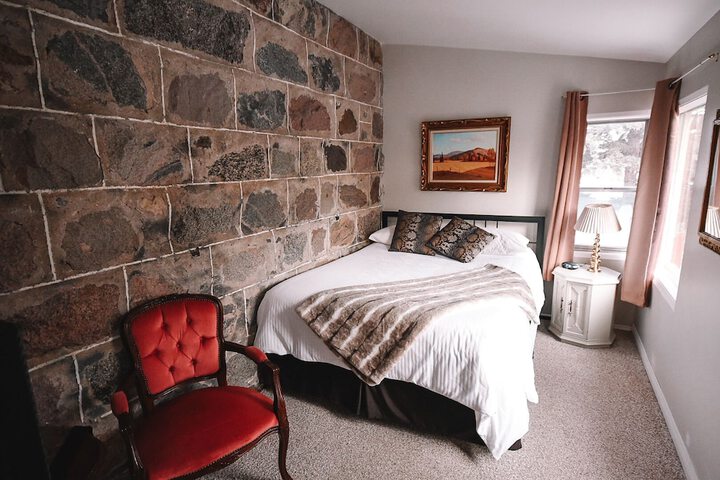 Room 19 of 30