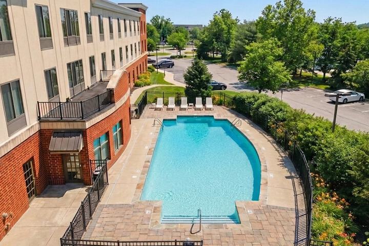 Holiday Inn Express & Suites Bethlehem Arpt-Allentown Area