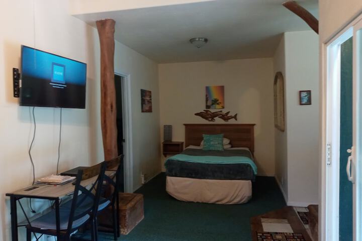 Aloha Crater Lodge