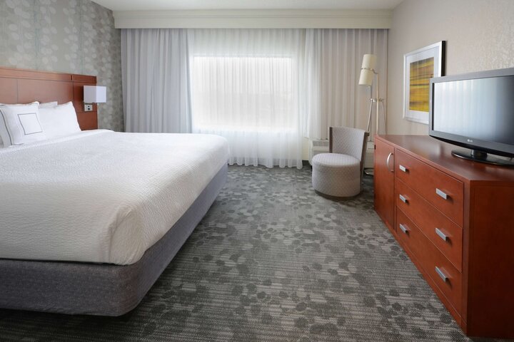 Room 9 of 21