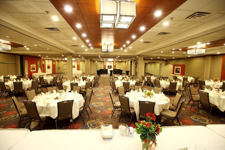 Holiday Inn & Suites Duluth Downtown by IHG