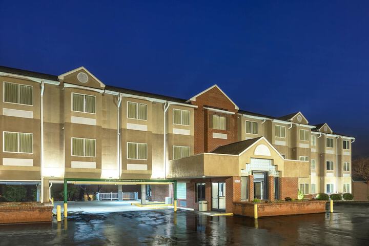 Hotel 2 of 30
