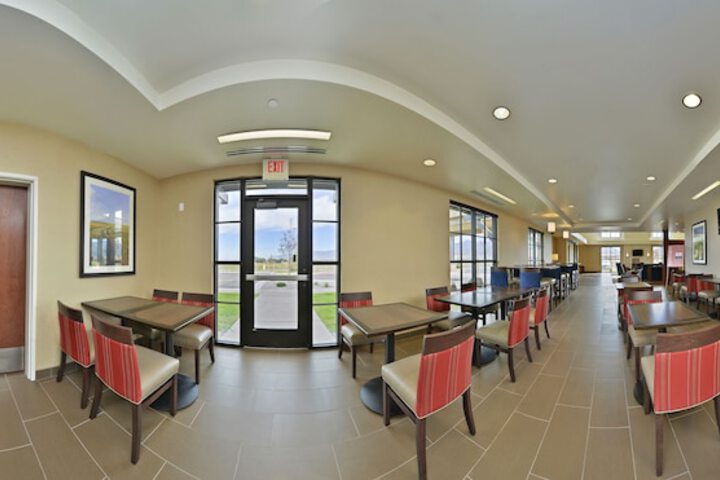Comfort Suites Airport - University