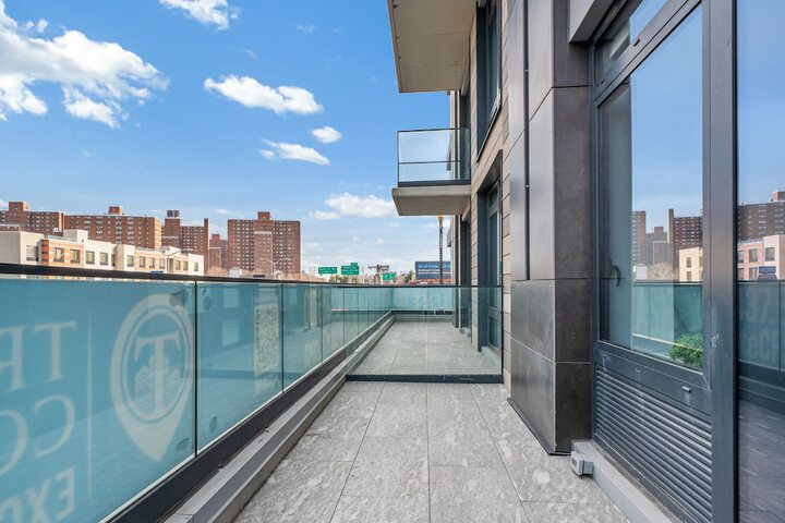 Global Luxury Suites at the Arches